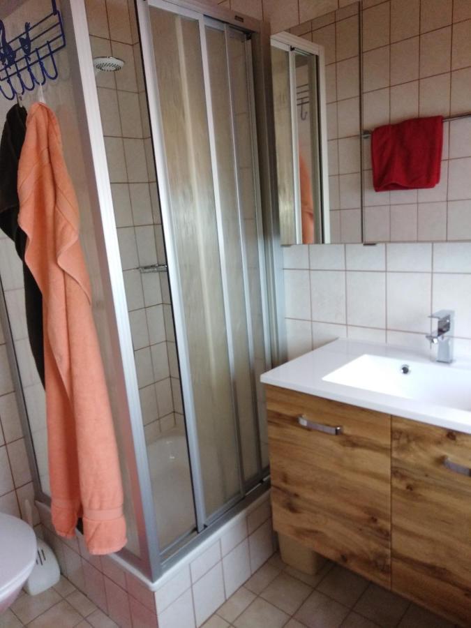Ferienhaus Regina 维尔芬翁 外观 照片